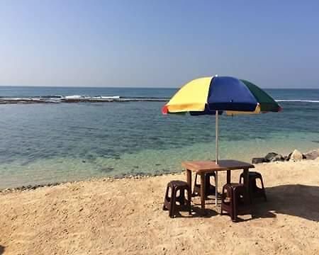 Sunset Surfing Beach Resort Матара Экстерьер фото